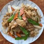 Best Chicken Chow Ho Fun in Bohemia, NY
